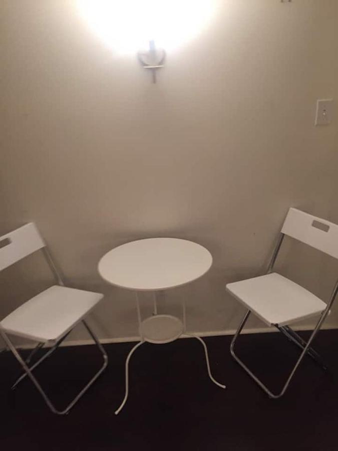 Cozy Downtown Private Rooms Near Ago 多伦多 外观 照片